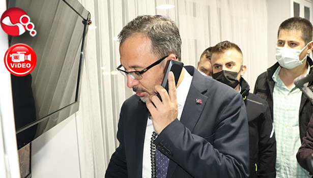 Alo  buyurun ben Gençlik  Spor Bakanı Dr.Mehmet  Kasapoğlu