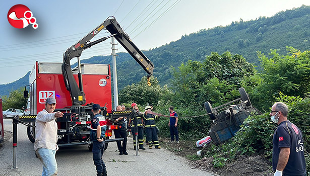 Traktörün römorku devrildi: Can kaybı, çok sayıda yaralı
