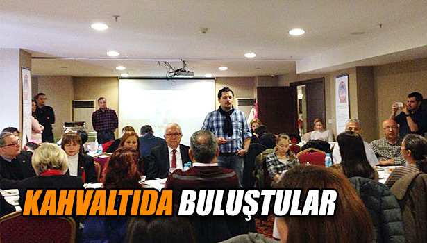 KAHVALTIDA BULUŞTULAR