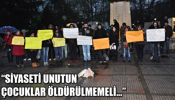 ÜLKÜCÜLER FATİHA OKUDU, ALANA EKMEK BIRAKILDI