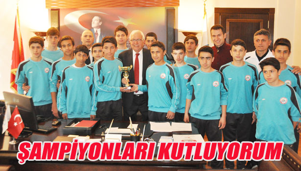 ŞAMPİYONLARI KUTLUYORUM