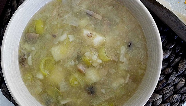 MANTARLI PATATES ÇORBASI TARİFİ