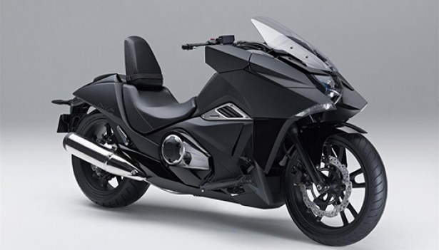 HONDA'DAN BATBIKE'I ANDIRAN TASARIM: NM4 VULTUS