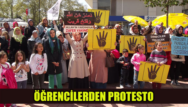 ÖĞRENCİLERDEN PROTESTO
