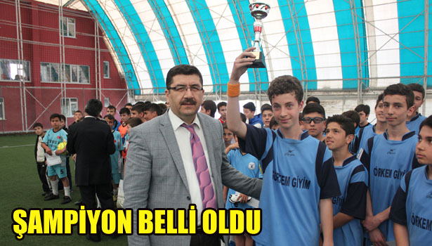 TURNUVANIN GALİBİ CUMHURİYET ORTAOKULU