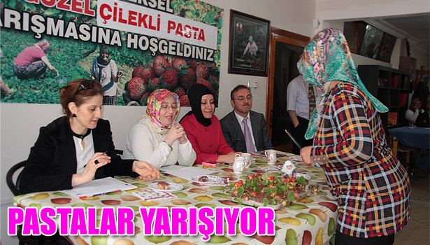 OSMANLI ÇİLEĞİNDEN YAPTIKLARI PASTALARLA YARIŞTI