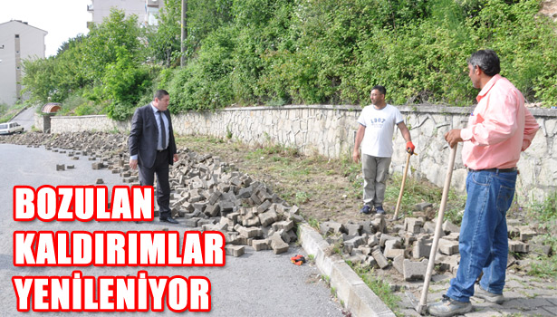 BOZULAN KALDIRIMLAR YENİLENİYOR