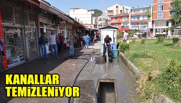 ALAPLI'da KANALLAR TEMİZLENİYOR