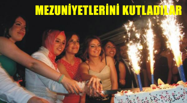 MEZUNİYETLERİNİ KUTLADILAR