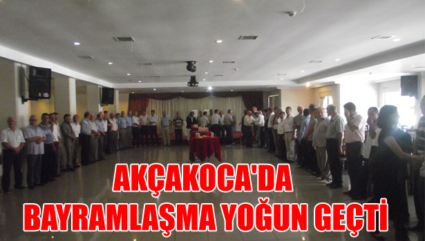 AKÇAKOCA'DA BAYRAMLAŞMA YOĞUN GEÇTİ