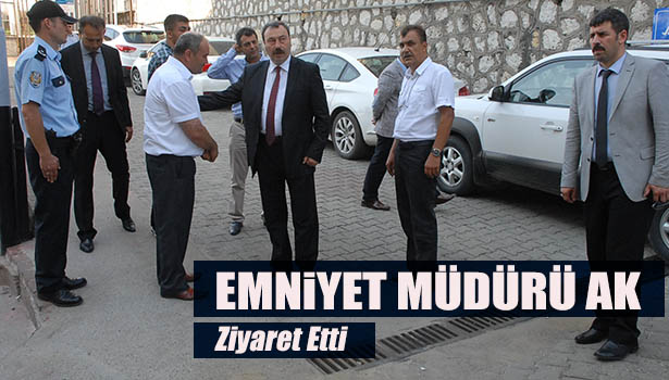 YOĞUN BAKIMDAKİ POLİSE EMNİYET MÜDÜRÜNDEN ZİYARET