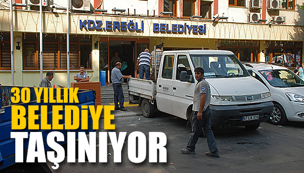 30 YILLIK BELEDİYE TAŞINIYOR