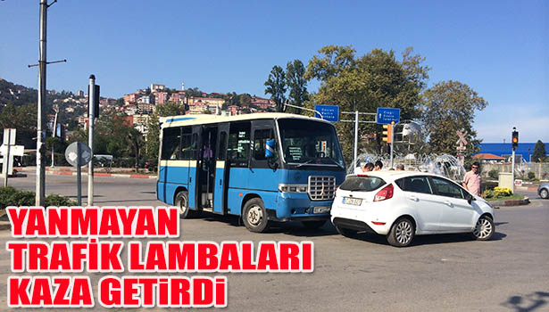 ÇALIŞMAYAN TRAFİK LAMBALARI KAZAYA NEDEN OLDU