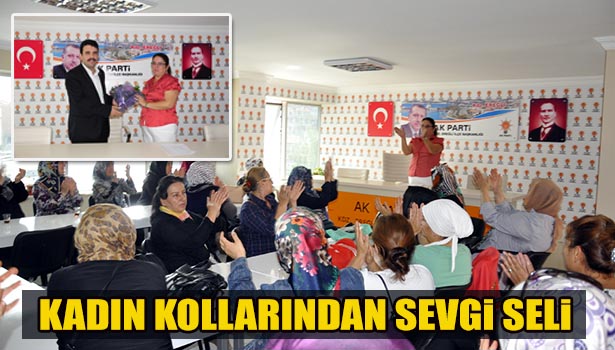 AK PARTİ KADIN KOLLARINDAN GÖVDE GÖSTERİSİ