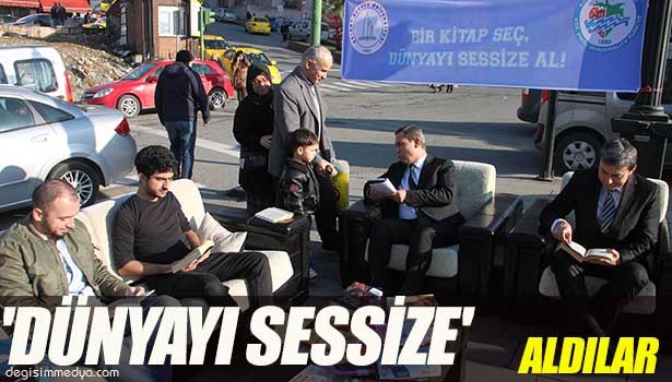 ÖĞRENCİLER 'DÜNYAYI SESSİZE' ALDI