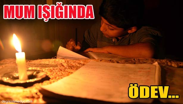 MUM ALEVİYLE ÖDEV MESAİSİ