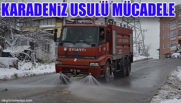 ALAPLI'DA KARLAR DENİZ SUYUYLA TEMİZLENDİ