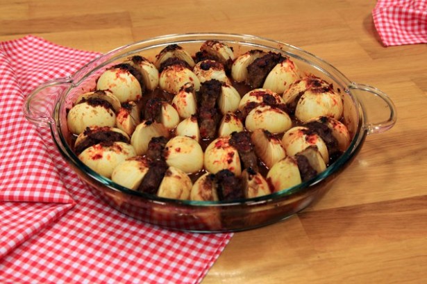 TEPSİDE SOĞAN KEBABI