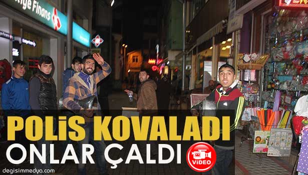 POLİS KOVDU, ROMEN MÜZİSYENLER ÇALMAYA DEVAM ETTİ