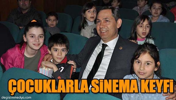 BAŞKAN UYSAL, ÇOCUKLARLA 'EVLİYA ÇELEBİ' ADLI FİLMİ İZLEDİ