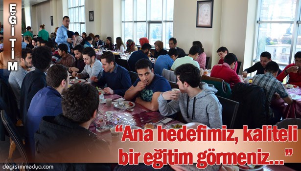 REKTÖR ÖZER YABANCI ÖĞRENCİLERLE KAHVALTIDA BULUŞTU