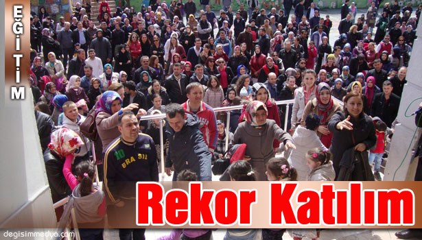 FATİH KOLEJİ 8. GELENEKSEL BİLGİ-YAP ŞENLİĞİ'NE REKOR KATILIM