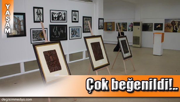 ÖĞRENCİLER RESİMLERİNİ HALKIN BEĞENİSİNE SUNDU