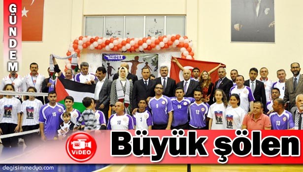 KARADENİZ EREĞLİ'DE MUHTEŞEM ŞÖLEN