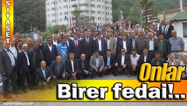 ÇATUROĞLU MUHTARLARLA BİR ARAYA GELDİ