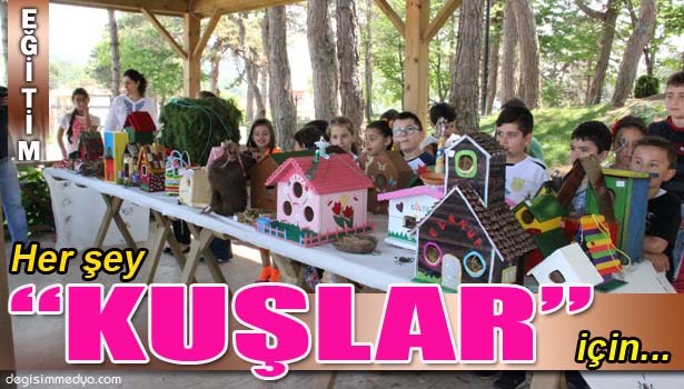 MİNİK ÖĞRENCİLER KUŞLARA YUVA YAPTI