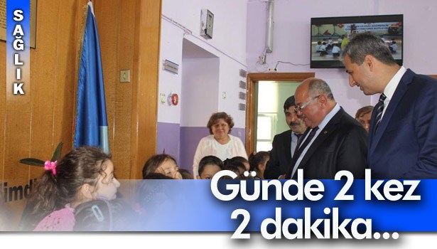 ZONGULDAK HALK SAĞLIĞI MÜDÜRLÜĞÜ ÖĞRENCİLERE GÖZ VE AĞIZ DİŞ SAĞLIĞI TARAMASI YAPILDI