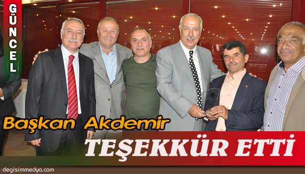 ZONGULDAK BELEDİYESİ'NDEN EMEKLİ OLAN PERSONELLERE PLAKET TAKDİMİ