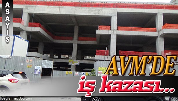 İNŞAATTA DÜŞEN KALAS İŞÇİYİ HASTANELİK ETTİ