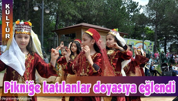 PİKNİKTE BAŞKAN UYSAL'A SEVGİ SELİ