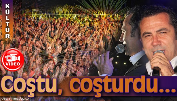 SANATÇI FERHAT GÖÇER, EREĞLİ'DE SAHNE ALDI