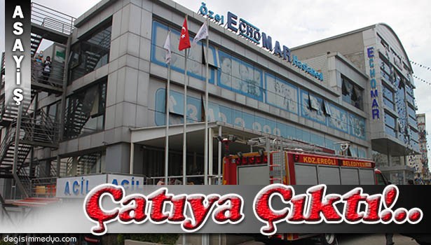 İŞSİZLİK BUNALIMA SOKTU, SERUMUNU ÇIKARIP ÇATIYA ÇIKTI