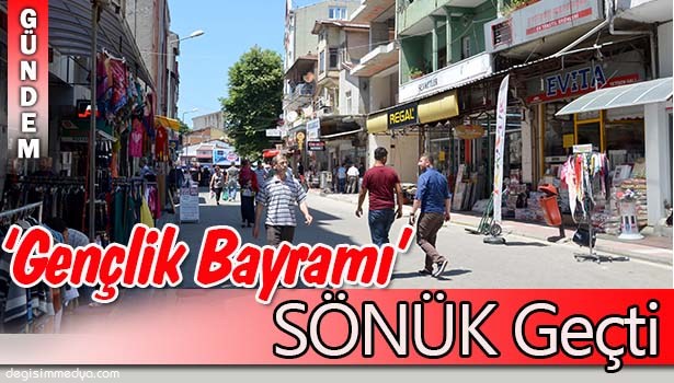 ALAPLI'DA GENÇLİK BAYRAMI SÖNÜK GEÇTİ