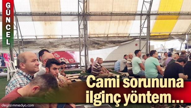 HALI SAHA CAMİYE DÖNÜŞTÜ, SAHANIN ORTASINA MİNBER KURULDU