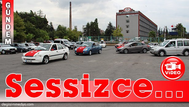 TERÖRE TEPKİ İÇİN OTOMOBİLLERİ İLE KONVOY OLUŞTURDULAR