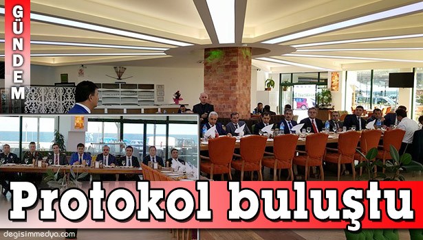 PROTOKOL CUMHURİYET YEMEĞİNDE BULUŞTU