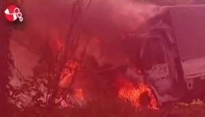 Seyir halindeyken alev aldı