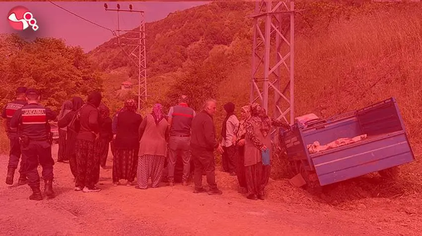 Tarım aracı  devrildi: Yaralılar var