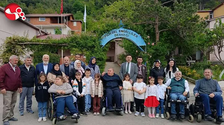Küçük Yüreklerden Büyük Fedakârlık