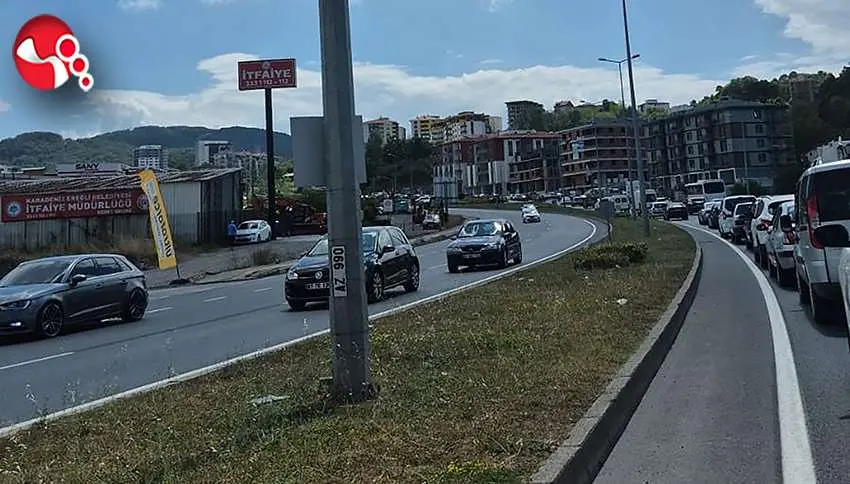 Adeta trafik durma noktasına geldi....
