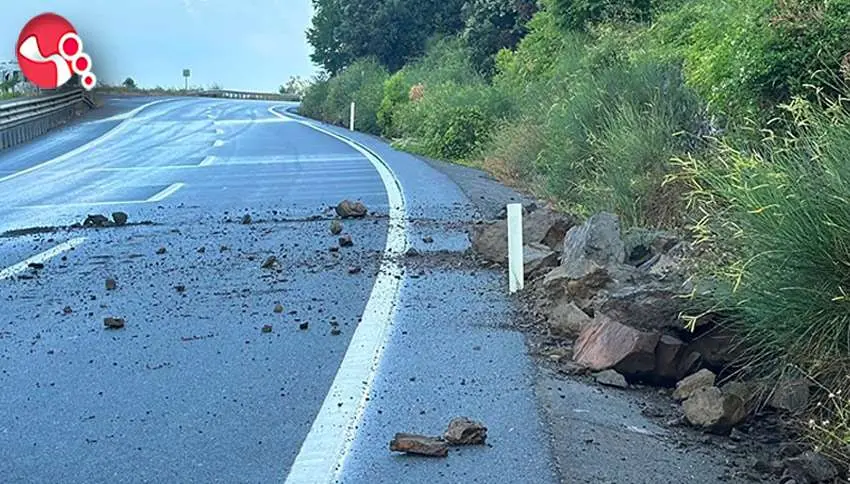 Heyelasn ulaşımı aksattı