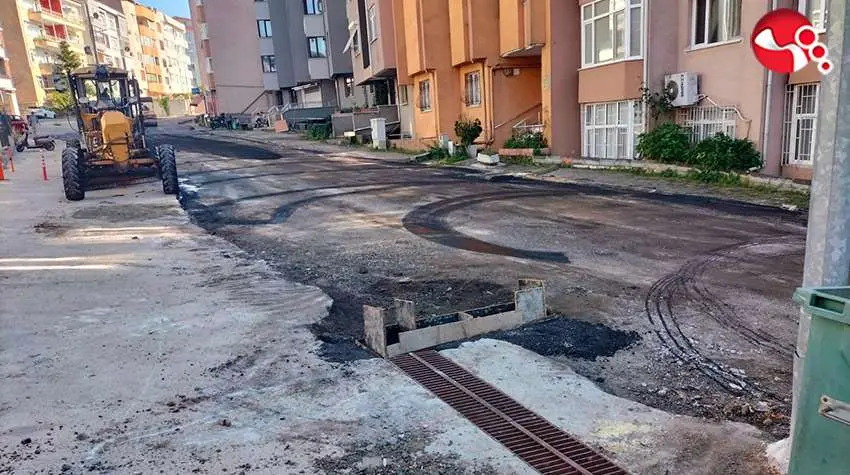 SÜLEYMANLARDA MENFEZ TEMİZLENDİ, KANALİZASYON HATLARI YENİLENDİ