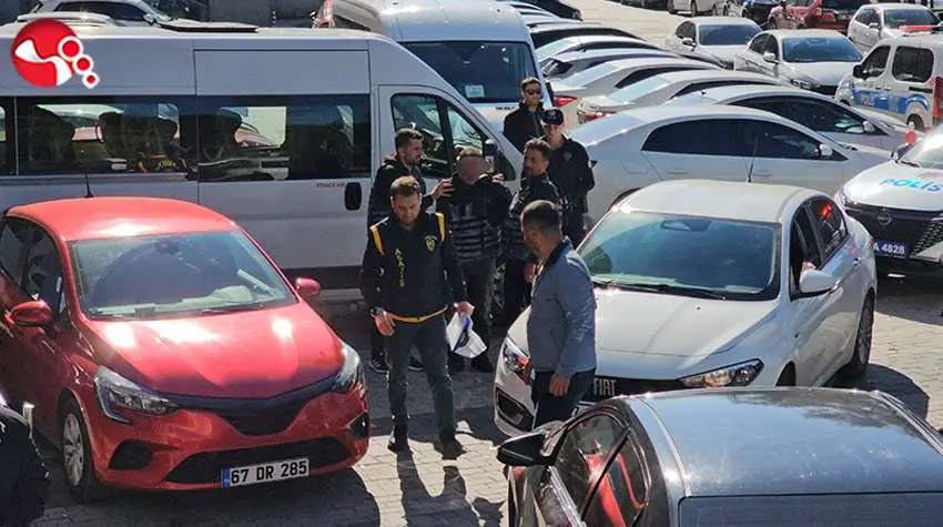 Eşini ve araya giren genci vuran şüpheli adliyeye sevk edildi