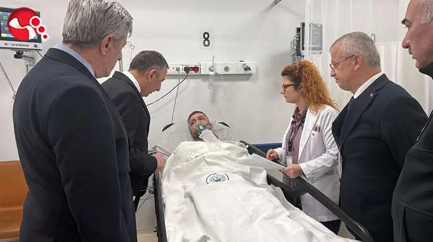 Vali Hacıbektaşoğlu yaralı madencileri ziyaret etti