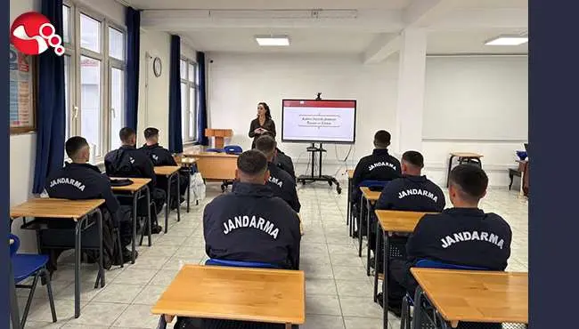 JANDARMAYA KADINA ŞİDDETLE MÜCADELE EĞİTİMİ