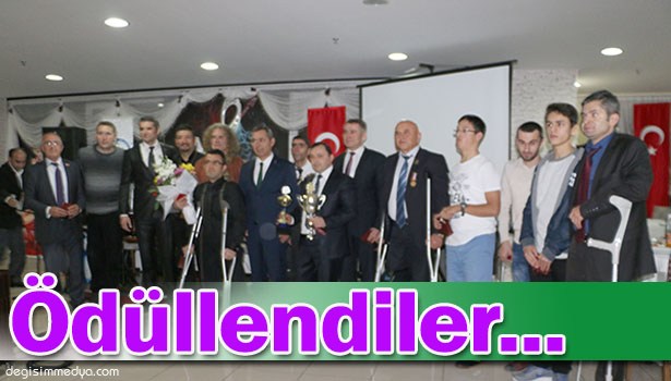 TÜRKİYE ŞAMPİYONLARI ÖDÜLLENDİRİLDİ